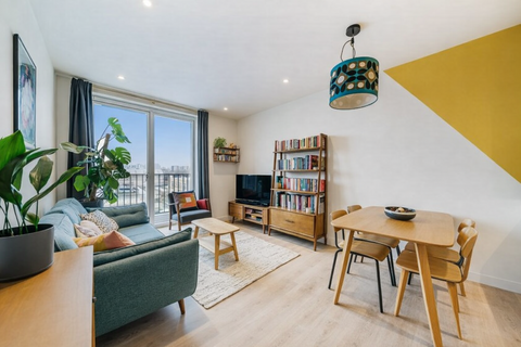 1 bedroom flat to rent, Varcoe Road, London SE16