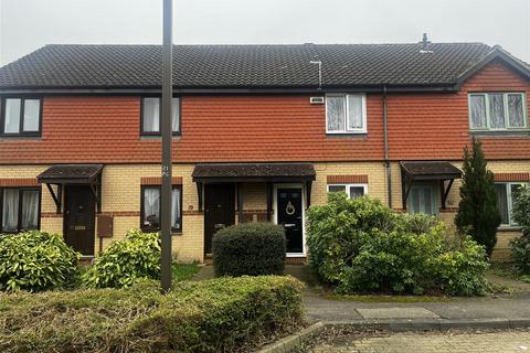2 bedroom terraced house for sale, Pettingrew Close, Walnut Tree, Milton Keynes