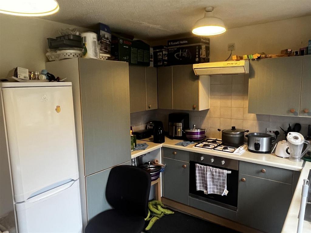 KITCHEN 1.jpeg