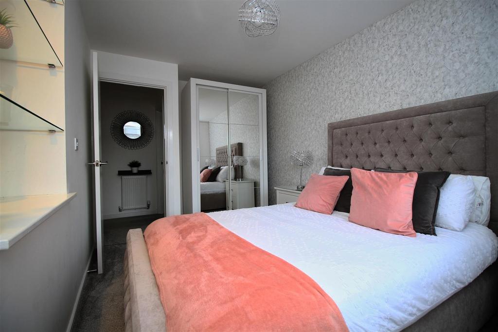 Bedroom two..jpg
