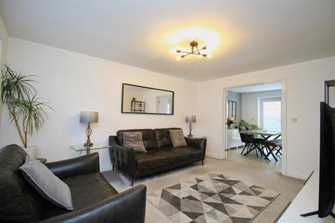 4 bedroom detached house to rent, The Old Dairy, Hyde SK14