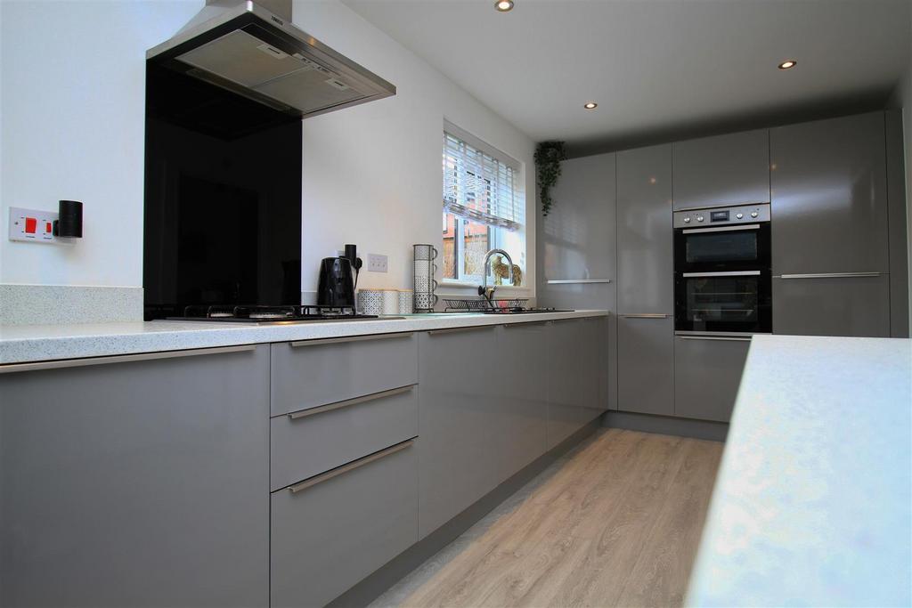 Kitchen,.jpg