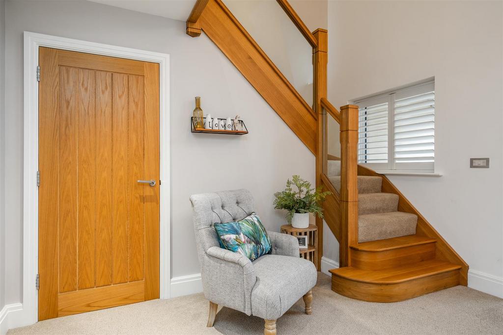 131 Whitefields Road 28.jpg