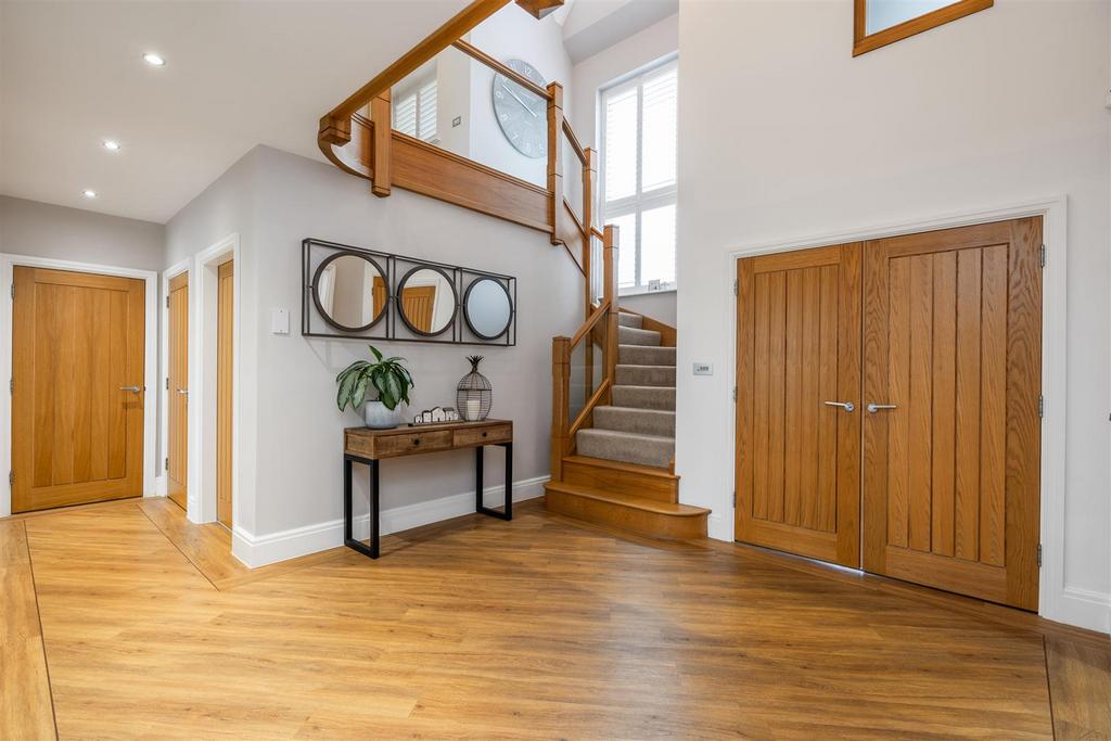 131 Whitefields Road 4.jpg