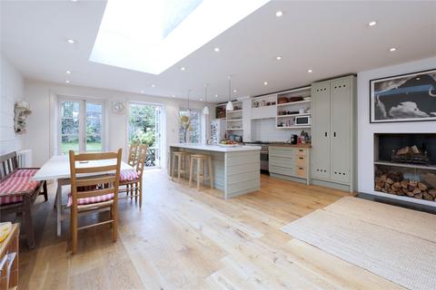 5 bedroom end of terrace house for sale, Sugden Road, London, SW11