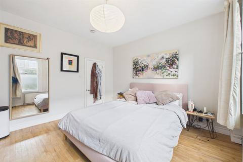 1 bedroom flat to rent, Bonnington Square, Vauxhall, SW8