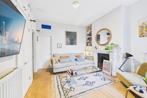 1 bedroom flat to rent, Bonnington Square, Vauxhall, SW8