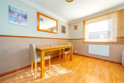 3 bedroom maisonette for sale, Annett Close, Shepperton, Surrey, TW17 8SF