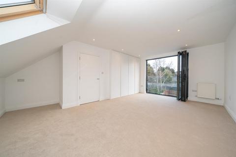 4 bedroom semi-detached house for sale, Beech Road, St. Albans