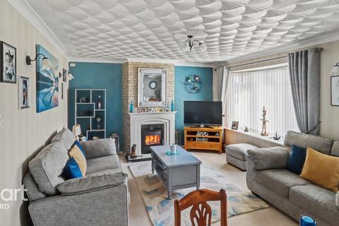 3 bedroom semi-detached bungalow for sale, Molloy Road, Ashford