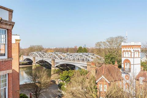 1 bedroom flat for sale, The Terrace, London SW13