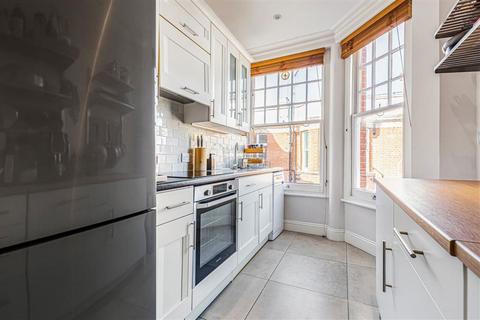 1 bedroom flat for sale, The Terrace, London SW13