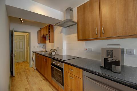 1 bedroom flat to rent, West Street, Bristol BS3