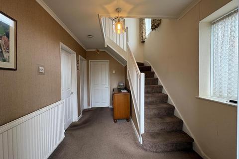 3 bedroom semi-detached house for sale, 44 The Close, Northallerton