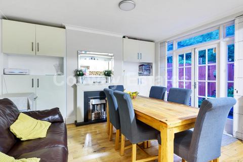 5 bedroom semi-detached house for sale, Bunns Lane, Mill Hill