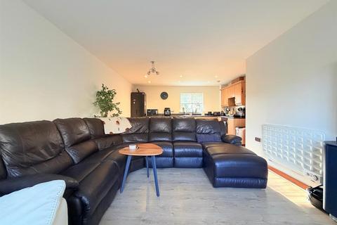 2 bedroom apartment for sale, Kendal, Purfleet-On-Thames