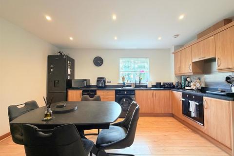 2 bedroom apartment for sale, Kendal, Purfleet-On-Thames