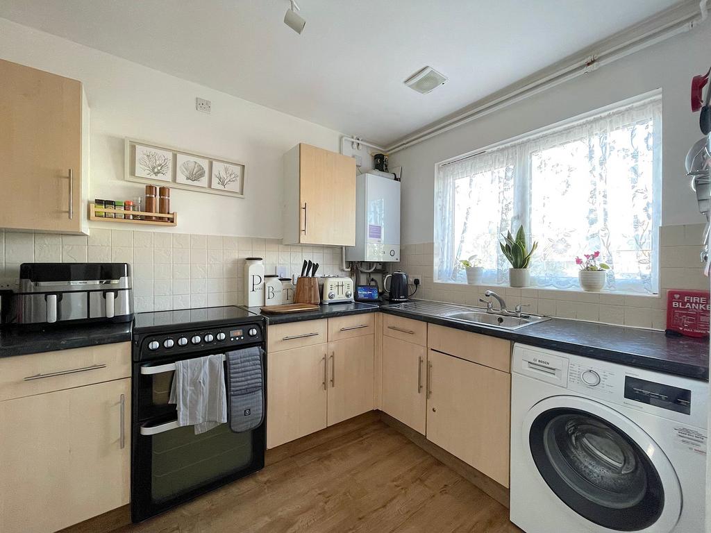 Kitchen (1)