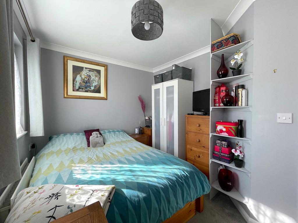 Bedroom Two (2)