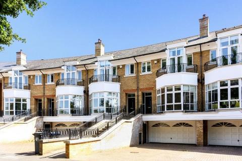 undefined, Englefield Green,  Surrey,  TW20