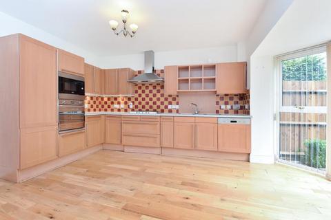 undefined, Englefield Green,  Surrey,  TW20