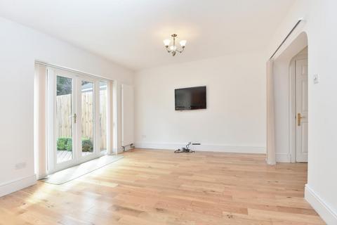 undefined, Englefield Green,  Surrey,  TW20