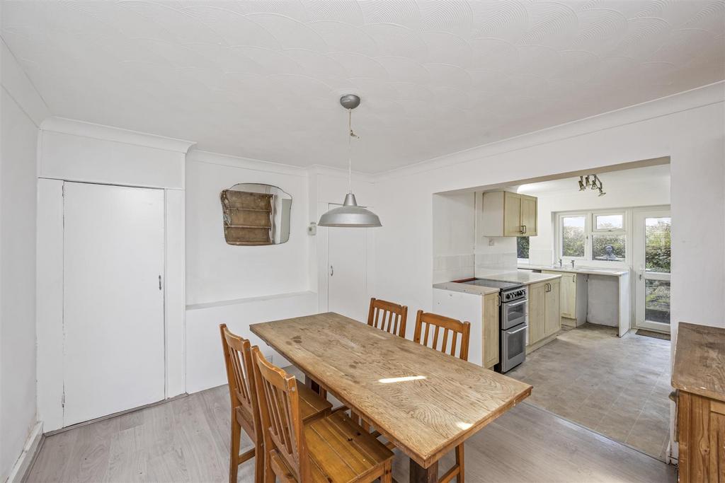 Kitchen/Dining Room