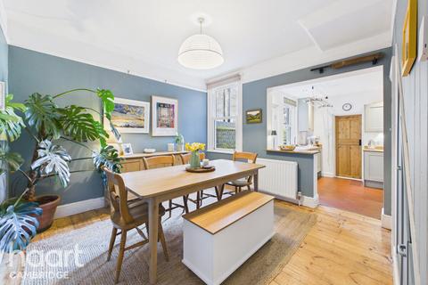 3 bedroom end of terrace house for sale, Suez Road, Cambridge