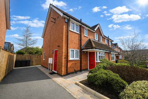 3 bedroom semi-detached house to rent, Brook Chase Mews, Nottingham, NG9