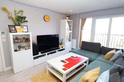 2 bedroom flat for sale, Talbot Road, Stretford, M32