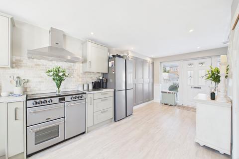 3 bedroom terraced house for sale, Rowan Close, Thetford, IP24