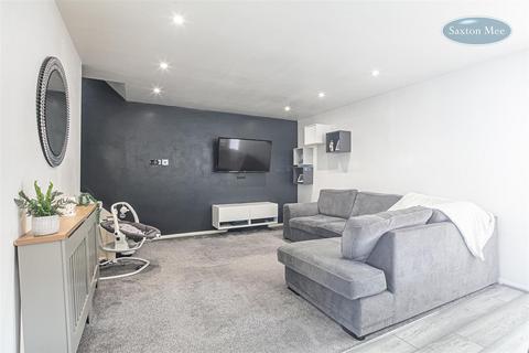 3 bedroom semi-detached house for sale, Smithy Carr Avenue, Chapeltown, Sheffield