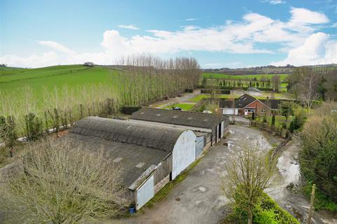 4 bedroom bungalow for sale, Kenton