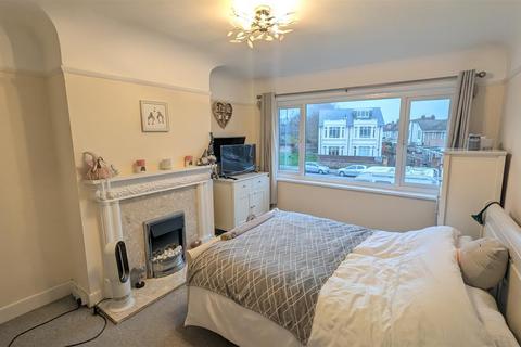 2 bedroom flat to rent, LONDON ROAD, HILSEA, PO2 9HP