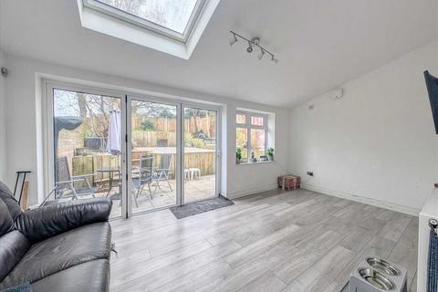 undefined, Wivenhoe CO7