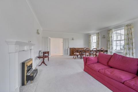 3 bedroom flat for sale, Marchwood, Chichester, PO19