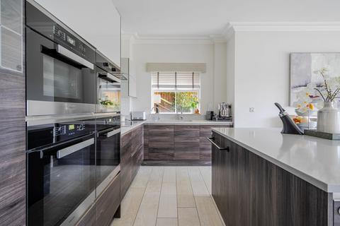 undefined, Sunningdale Heights, Sunningdale, SL5