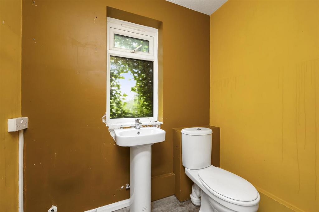 G/f Cloakroom