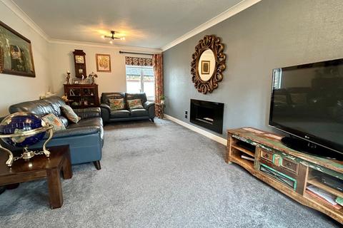 4 bedroom detached house for sale, Buckstone Garth, East Morton, BD20