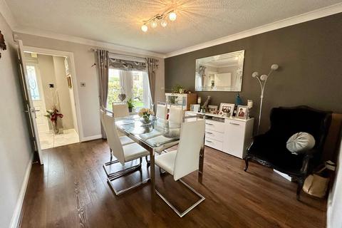 4 bedroom detached house for sale, Buckstone Garth, East Morton, BD20