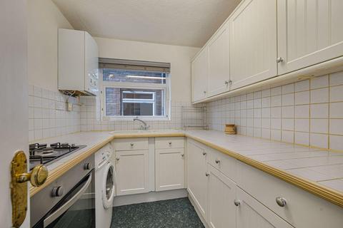 1 bedroom ground floor flat for sale, London Lane, Bromley