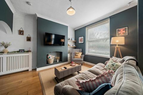 2 bedroom end of terrace house for sale, Winmarleigh Gardens, Leigh WN7