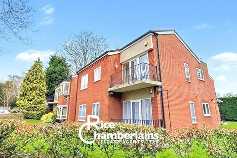 196 Harborne Park Road, Birmingham B17