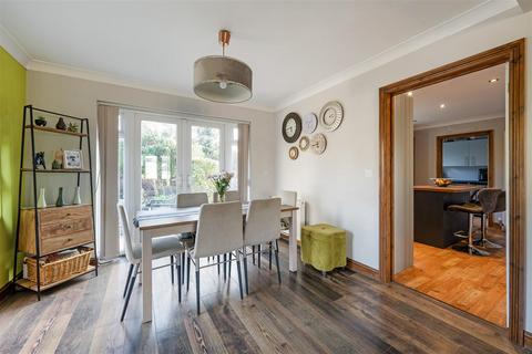 4 bedroom detached house for sale, The Crescent, Andover