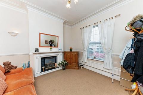 undefined, Earl Street, Grimsby DN31