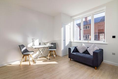 undefined, Cliff Road, Nottingham, NG1