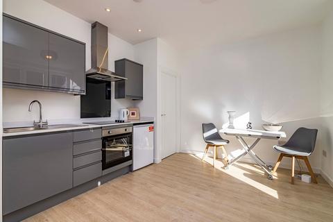 undefined, Cliff Road, Nottingham, NG1