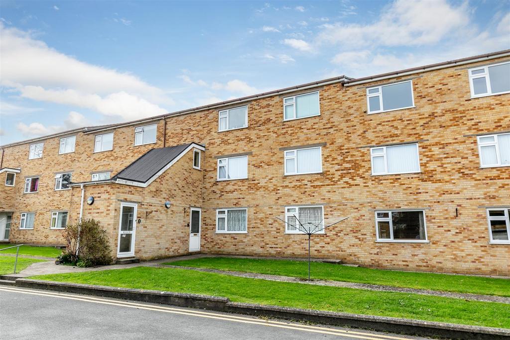 Charlton Mead Court, Brentry Front.jpg