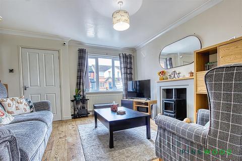 3 bedroom townhouse for sale, Copenhagen Road, Chesterfield S45