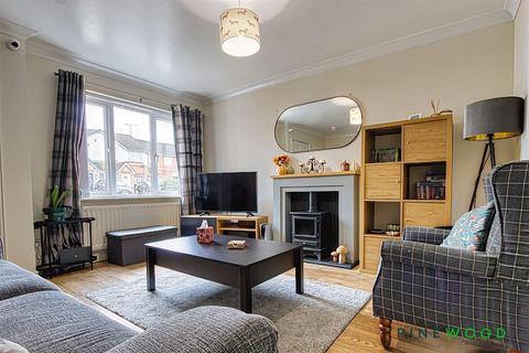 3 bedroom townhouse for sale, Copenhagen Road, Chesterfield S45
